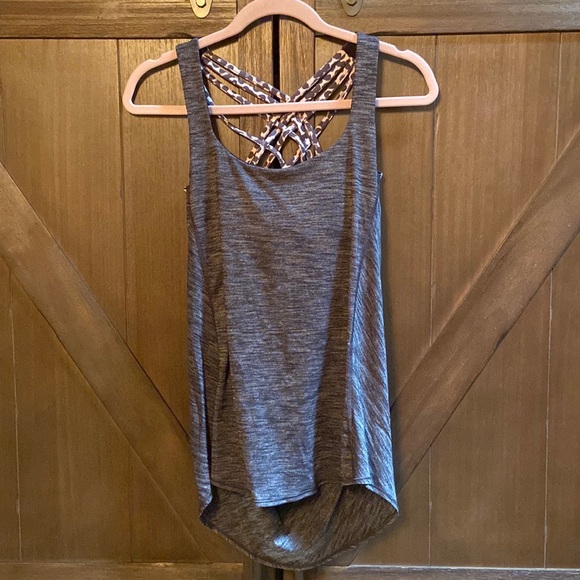 Lululemon🍋Wild Tank - Picture 2 of 5